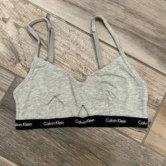 BNWOT Black and Gray Calvin Klein Bralette Bundle - Picture 3 of 6